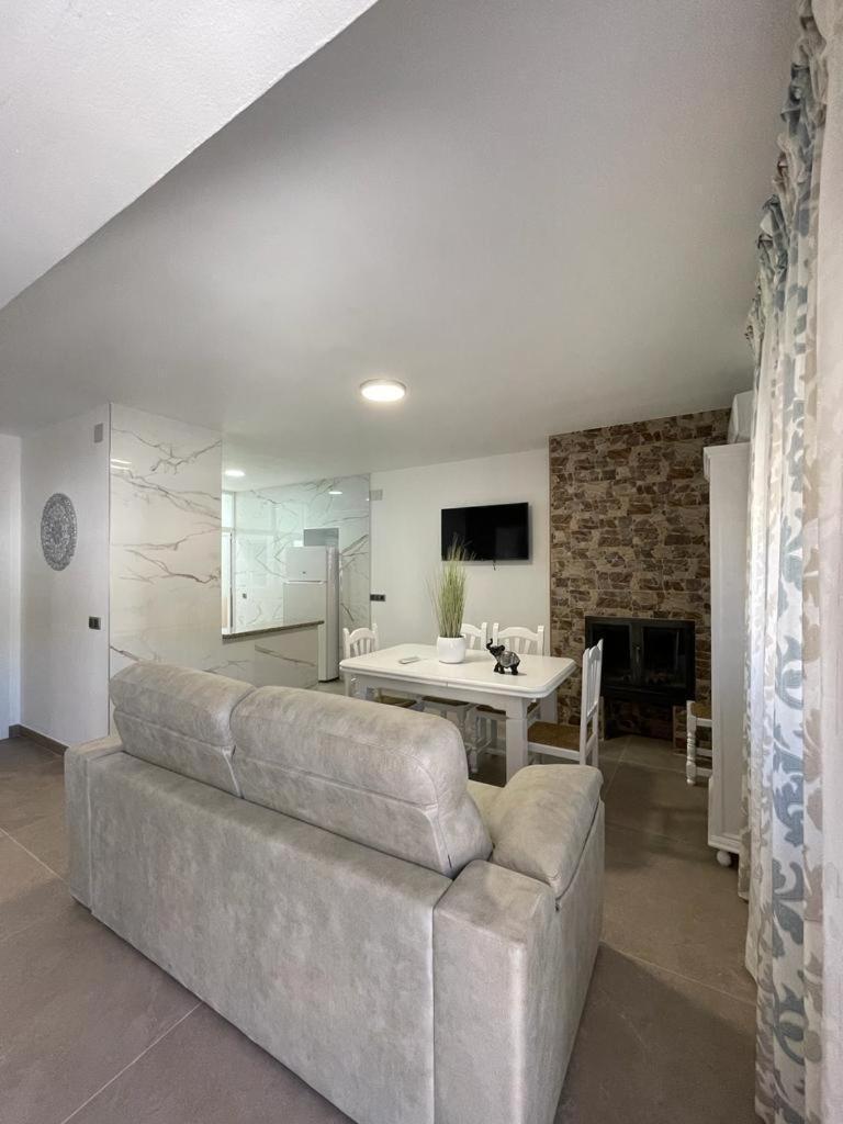 Casa Javi Y Carmen Apartment โกโตริโอส ภายนอก รูปภาพ